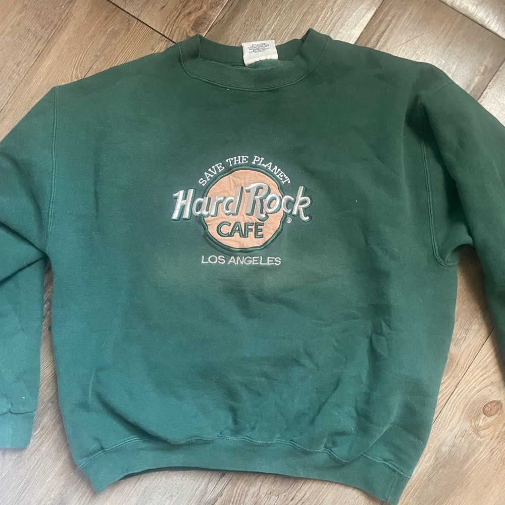 Hard Rock Cafe crewneck, size m (fits like a small)